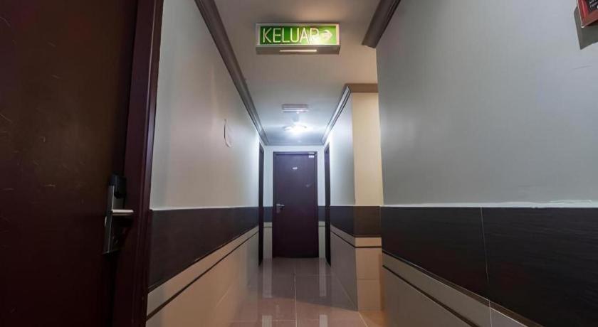 River Park Hotel Sibu Extérieur photo