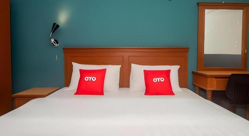 River Park Hotel Sibu Extérieur photo