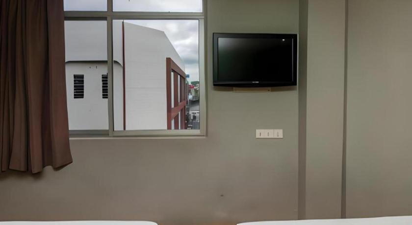 River Park Hotel Sibu Extérieur photo